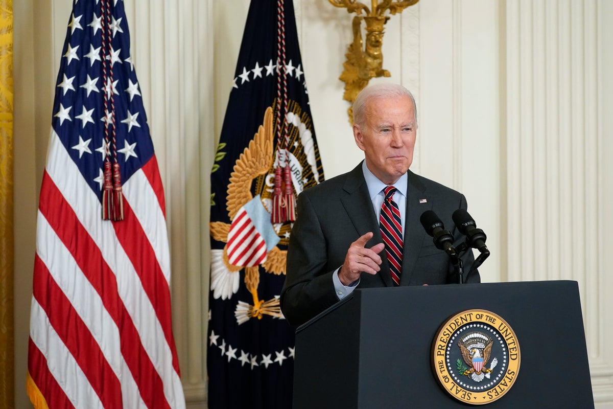 Biden calls on Congress to pass assault weapons ban after Nashville school shooting