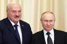 Ukraine news – live: Putin aiming to recruit 400,000 volunteers in new military campaign, says UK