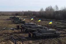 British Challenger 2 tanks arrive in Ukraine to join fight against Russia