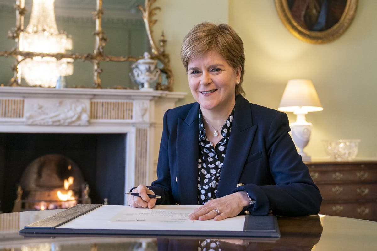 Sturgeon sends resignation letter to King