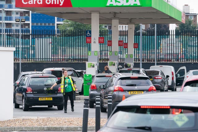 <p>Petrol prices have dropped to a near four-year low, giving drivers a boost ahead of the bank holiday getaway.</p>