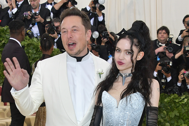 <p>Elon Musk and Grimes attend the Heavenly Bodies: Fashion & The Catholic Imagination Costume Institute Gala at The Metropolitan Museum of Art on May 7, 2018 in New York City. </p>