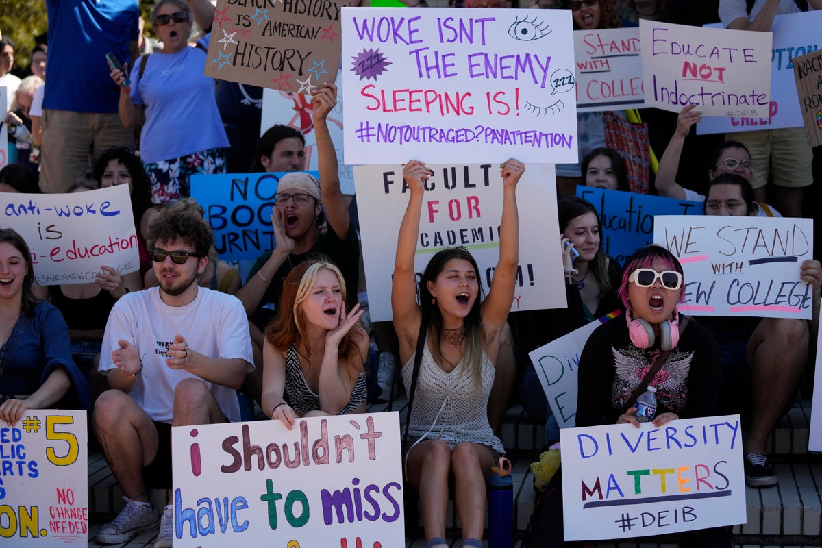 A college in upheaval: War on 'woke' sparks fear in Florida | The ...