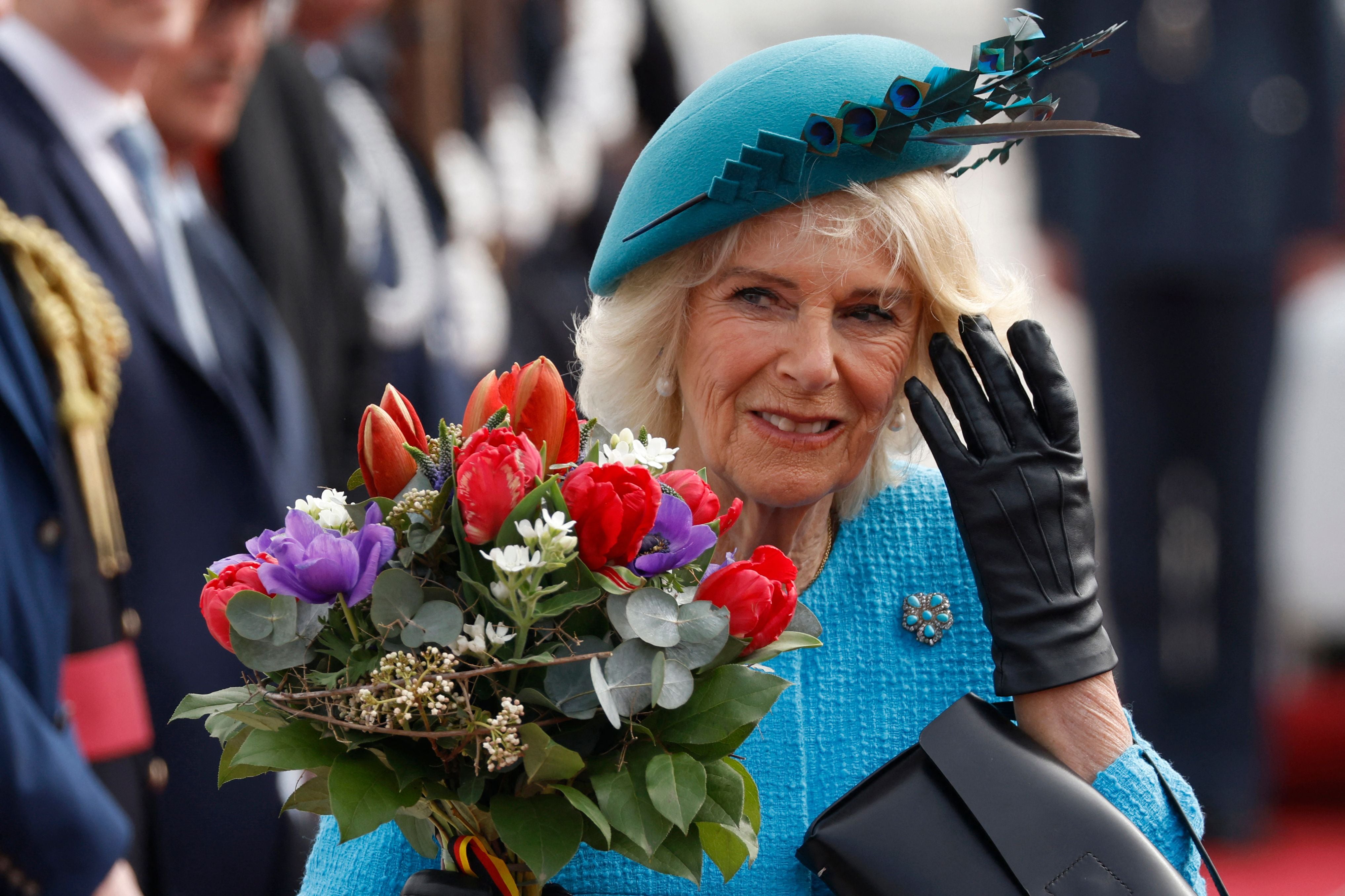 everything-you-need-to-know-about-queen-consort-camilla-s-family-tree