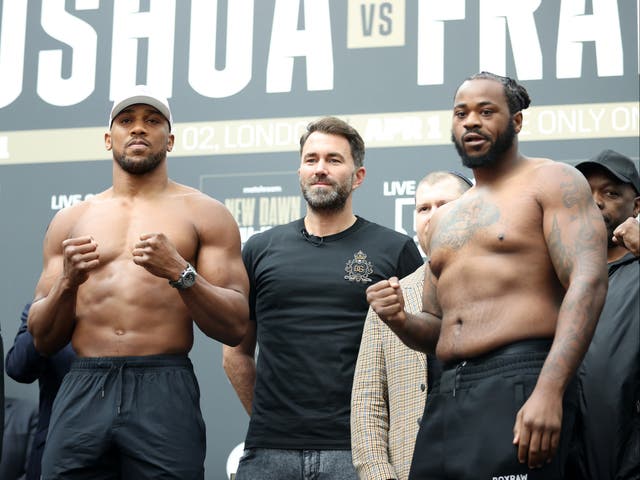 <p>Anthony Joshua (left) was heavier than in his last fight, while Jermaine Franklin had dropped weight</p>