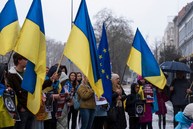 <p>About 50 Ukrainians demonstrate at the Avenue des Arts, in front of the office of the United Nations on April 1, 2023 in Brussels, Belgium</p>