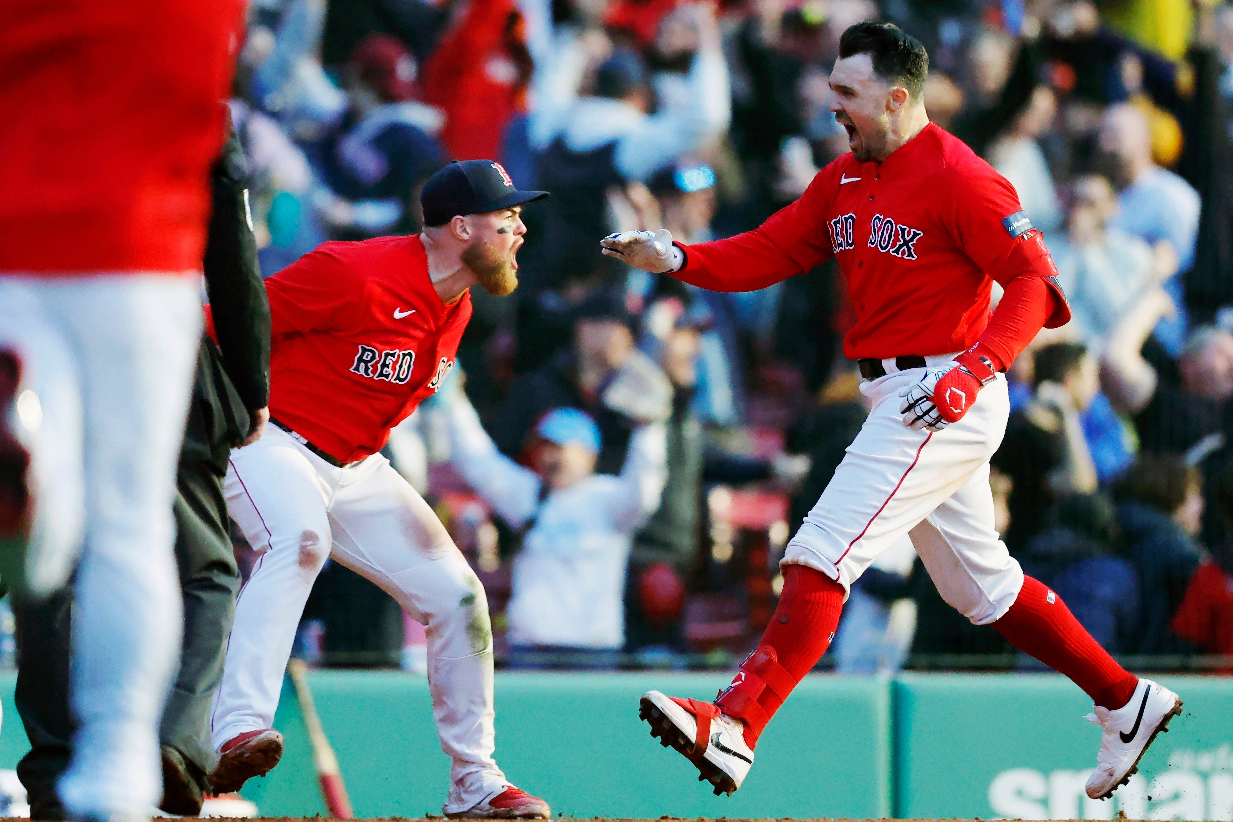 ORIOLES-MEDIAS ROJAS