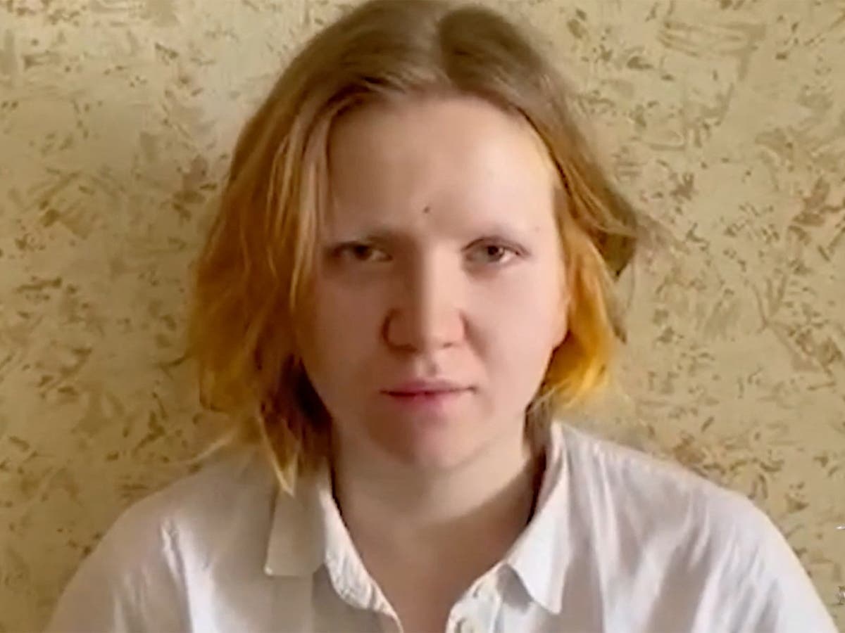 Russia claims woman admits planting exploding statue that killed pro-Putin blogger 