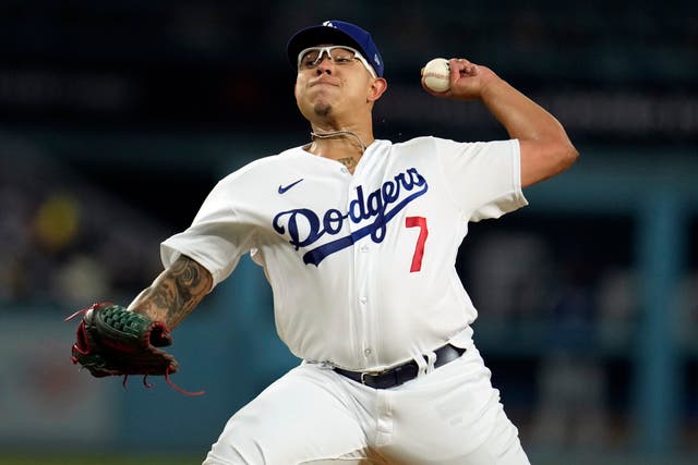 Betts impulsa 4 en triunfo de Dodgers 7-3 sobre Cachorros