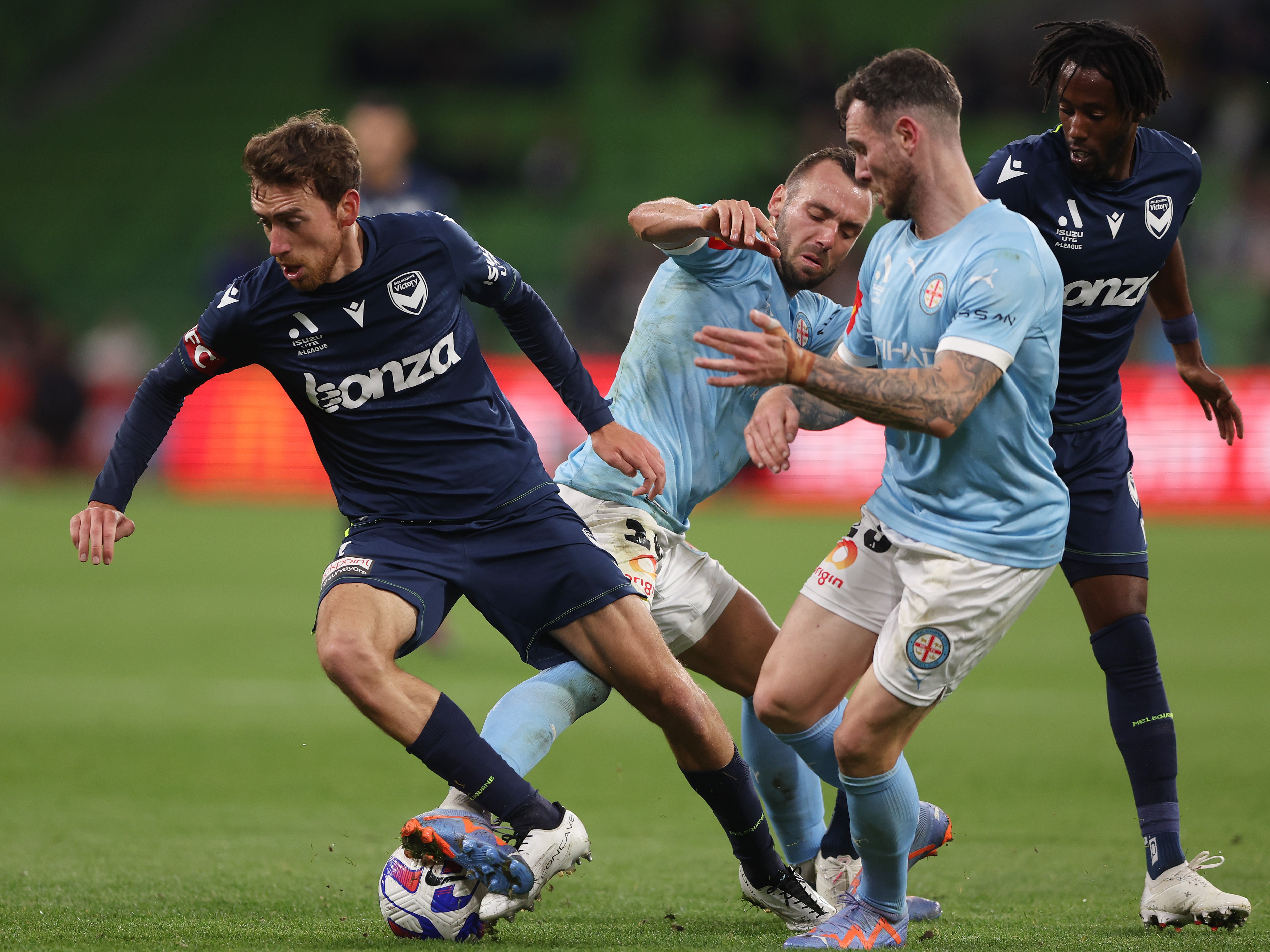 Melbourne City beat Melbourne Victory 2-1 after the match resumed