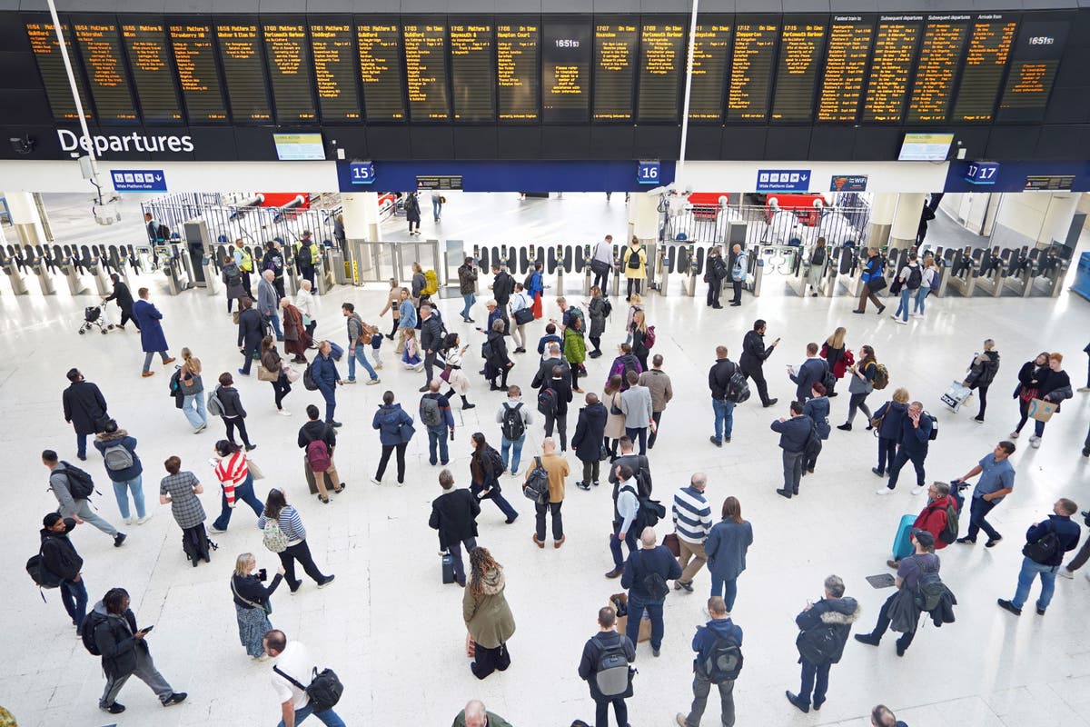 Rail passengers offered virtual reality experience to tackle sexual  harassment | The Independent