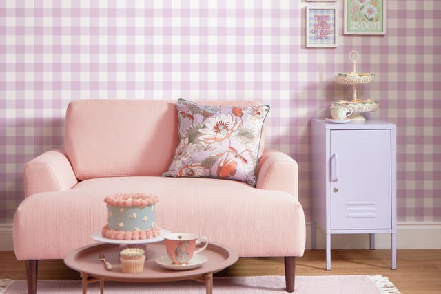 Lust Home Picnic in the Park Wallpaper in Lavender (Lust Home/PA)