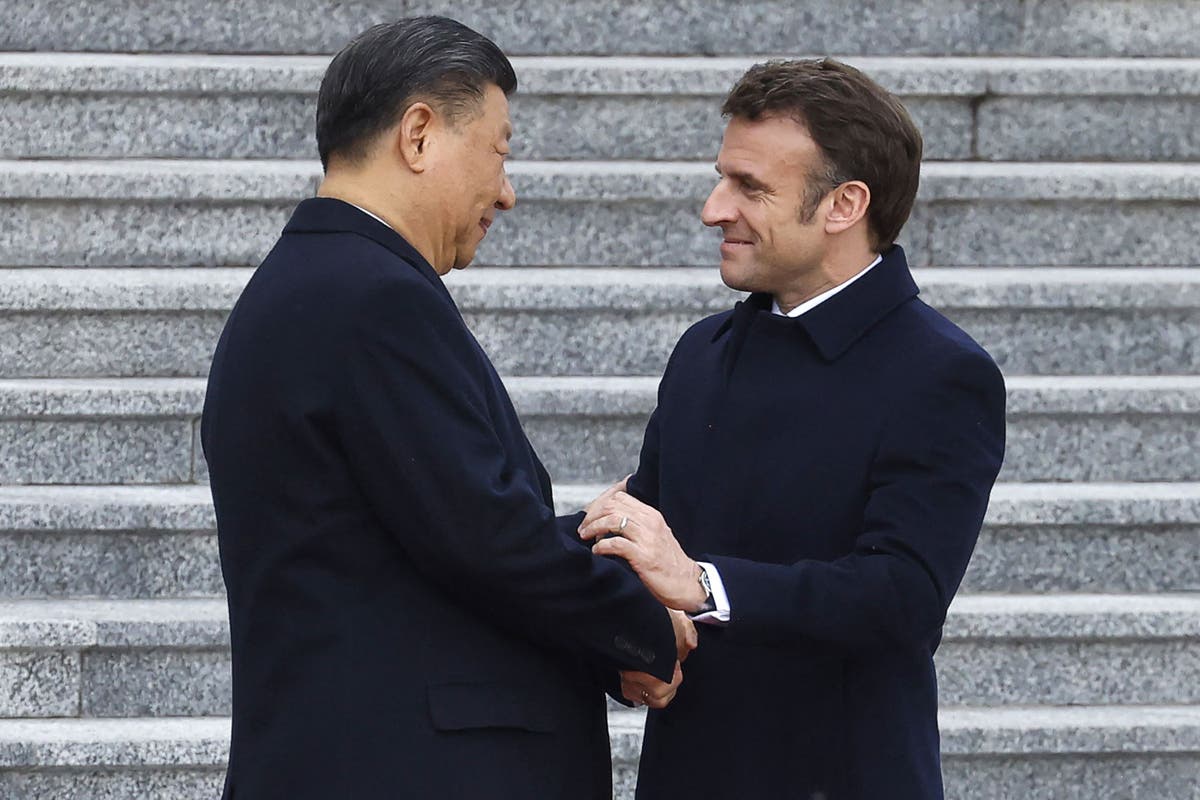 Macron seeks China’s help on Ukraine as Xi ‘willing to call Zelensky’