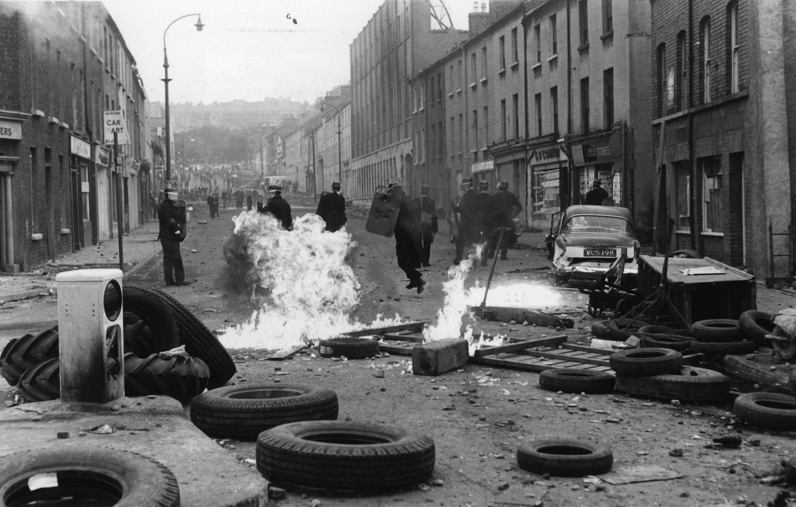Northern Ireland 1960-1998: The Troubles in 15 photos | The Independent