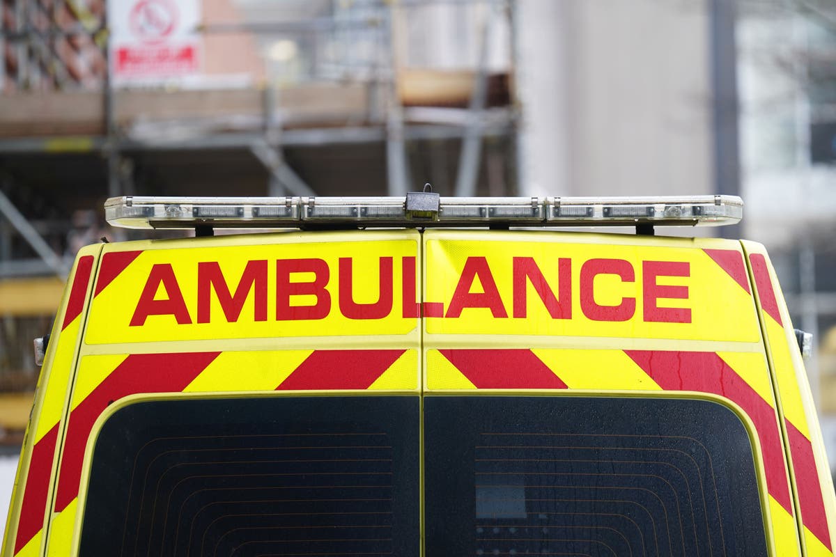 Ambulance handover delays remain high ahead of ‘challenging’ week for NHS