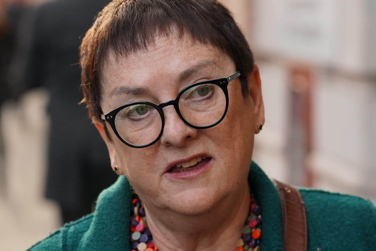 Keegan &lsquo;living in fantasy land&rsquo; over challenges facing schools &ndash; union boss