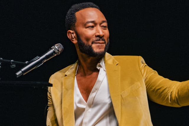 <p>John Legend performed his Royal Albert Hall show alone with no accompaniment </p>