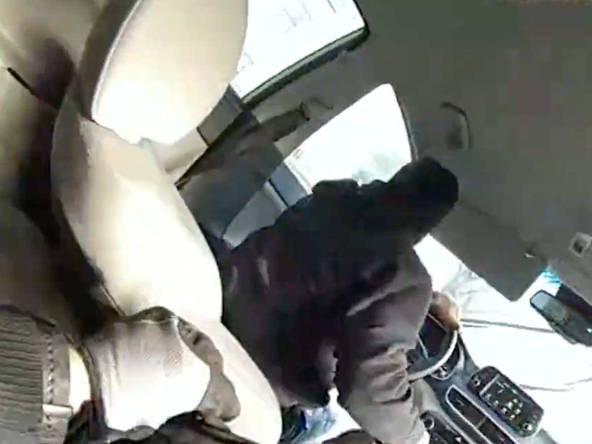 Dalaneo Martin: Video mengejutkan dirilis tentang penembakan fatal polisi terhadap remaja kulit hitam yang ditemukan di dalam mobil