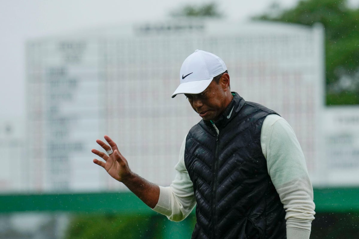Tiger Woods makes record-equalling 23rd consecutive cut at Augusta