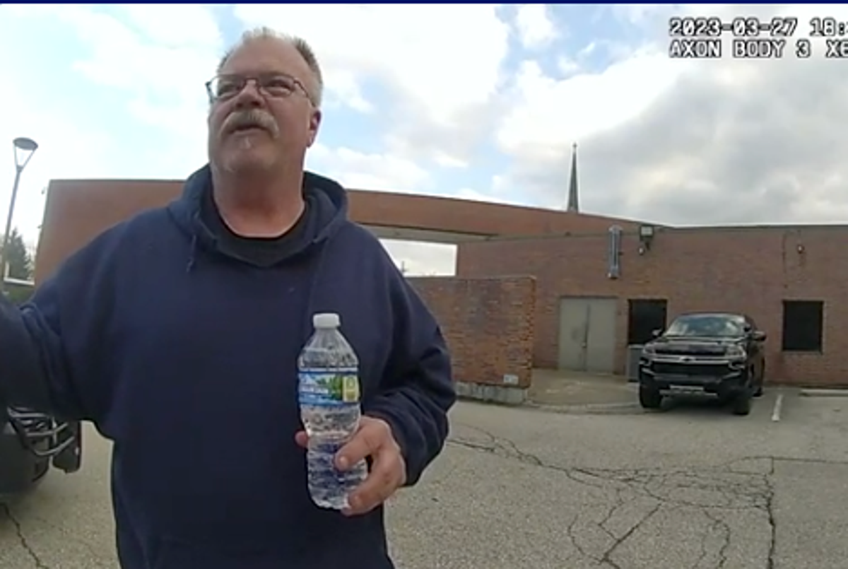 Man confesses to killing friend ‘by accident’ on police bodycam Man confesses to killing friend ‘by accident’ on police bodycam