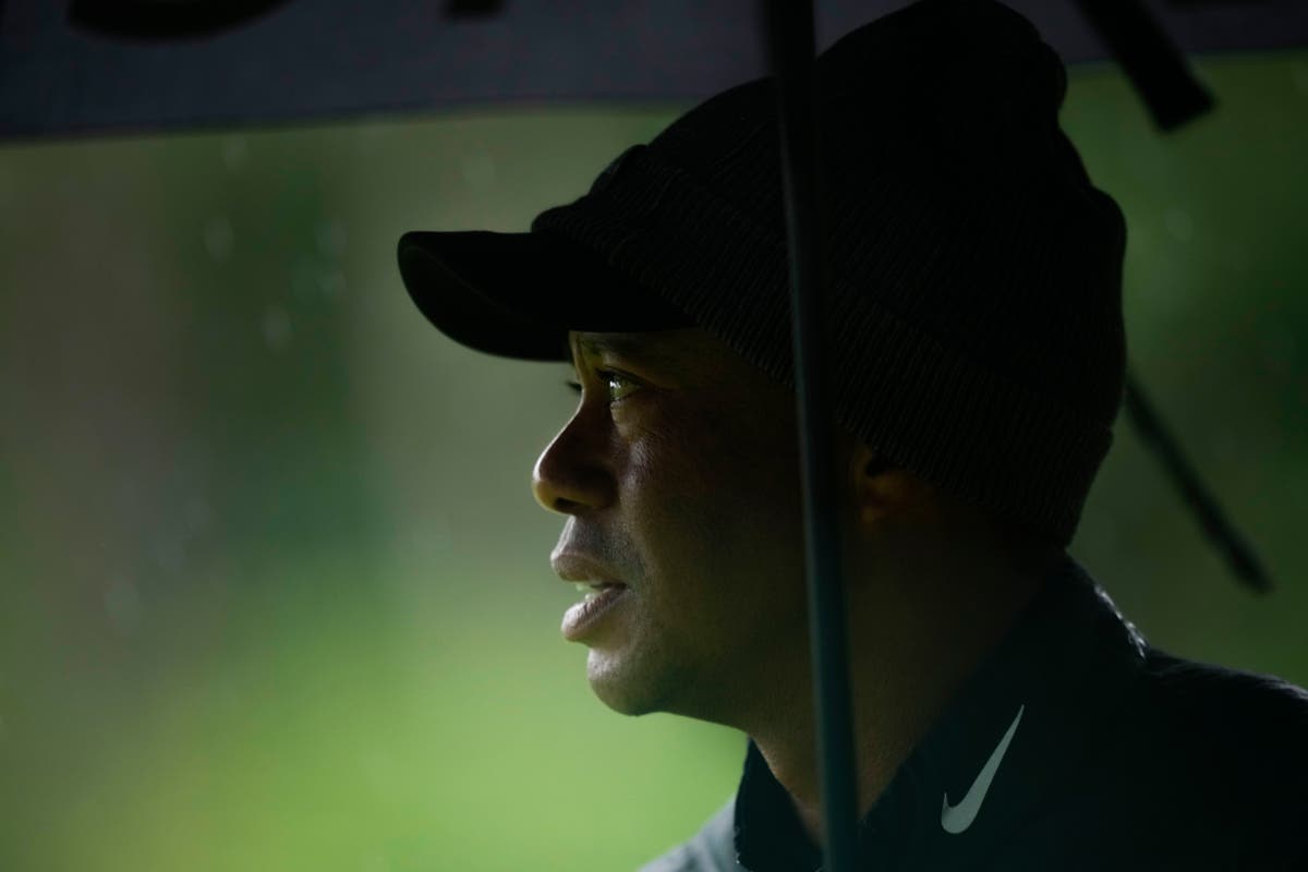 Woods mundur sebelum menyelesaikan Masters putaran ke-3