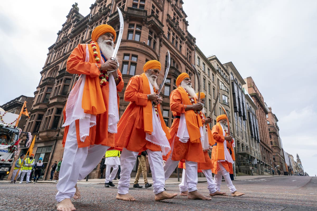 Thousands take part in Vaisakhi nagar kirtan procession in Glasgow