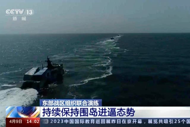 <p>File photo: Chinese navy ships take part in a military drill in the Taiwan Strait on 9 April </p>