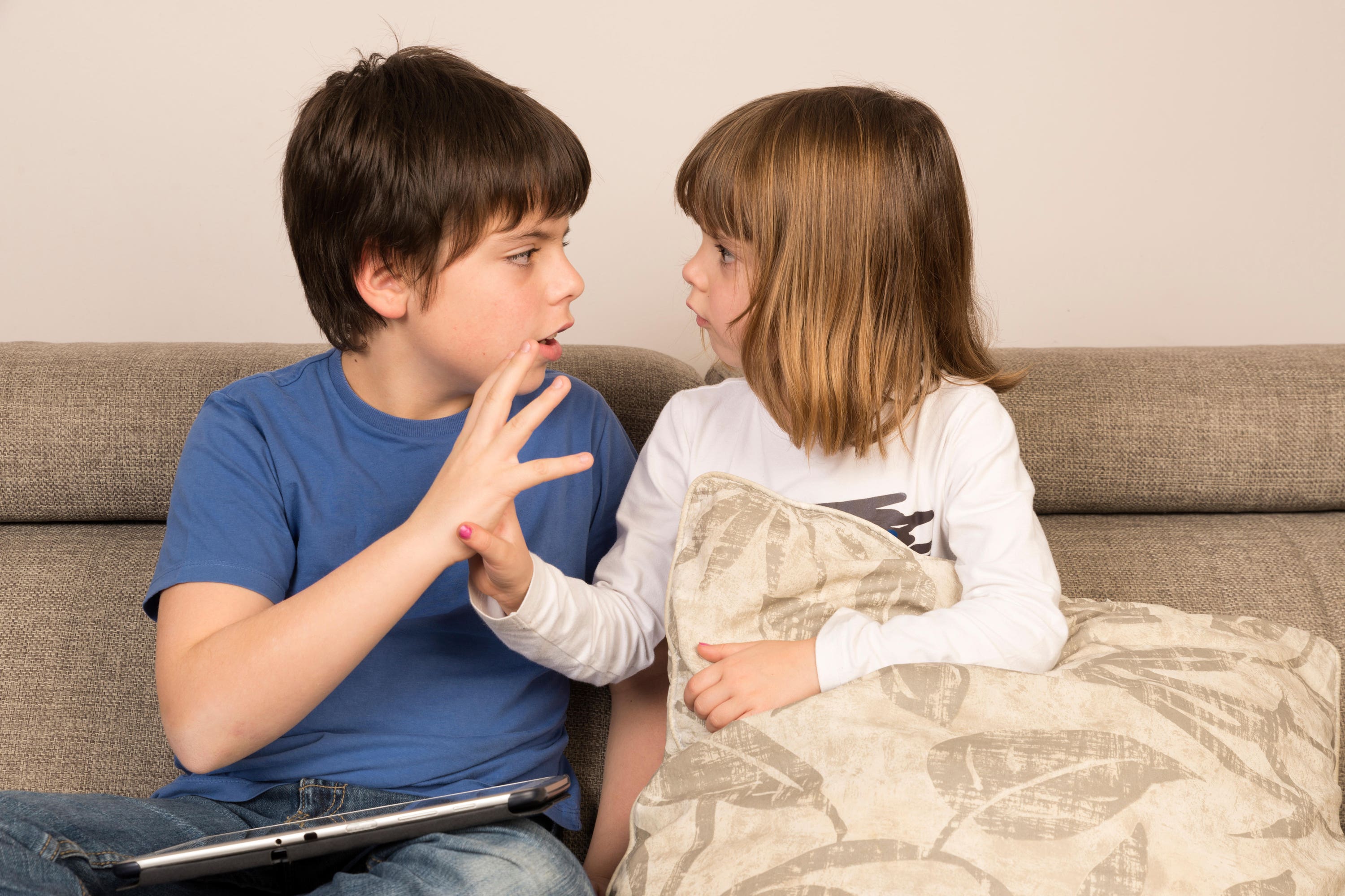 How To Deal With Childrens Sibling Rivalry The Independent