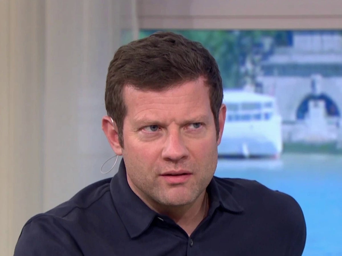 Dermot OLeary raises eyebrows with disappointing response to backlash over This Morning theatre debate Dermot OLeary raises eyebrows with disappointing response to backlash over This Morning theatre debate