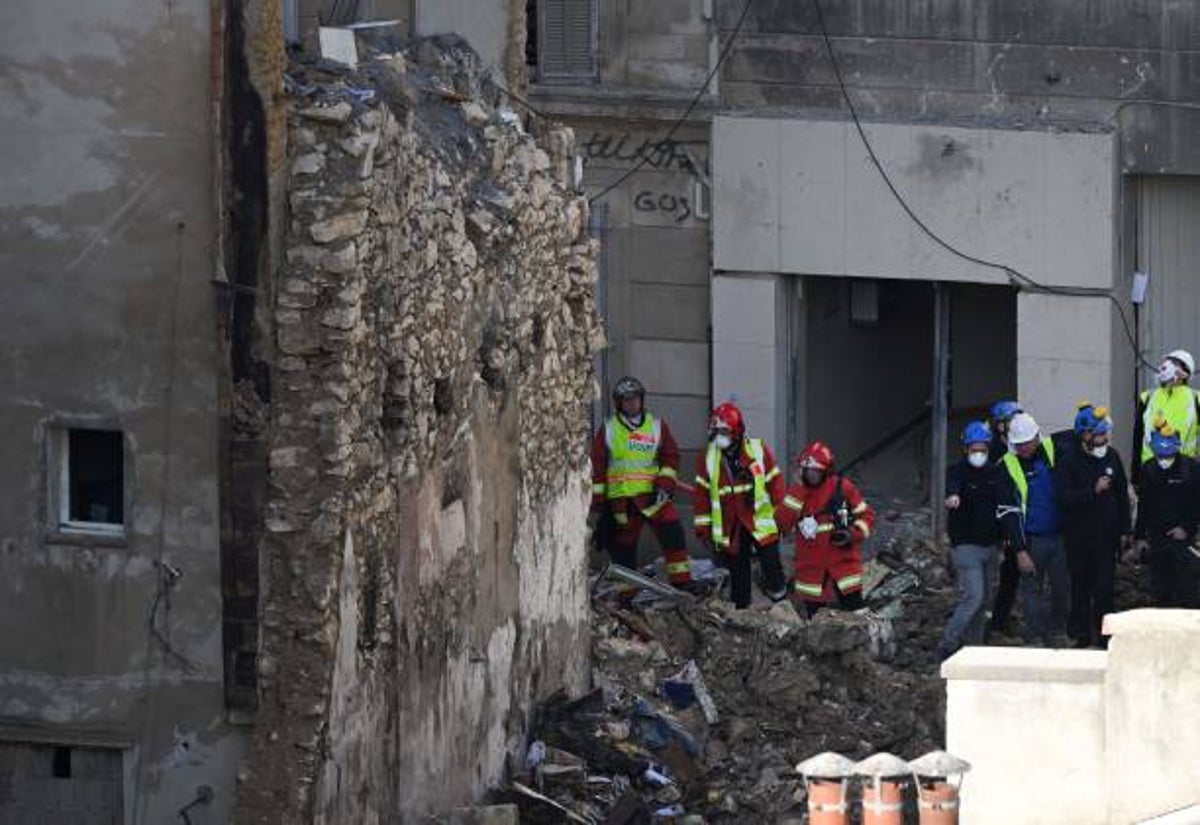 Two dead and six people unaccounted for in Marseille building collapse