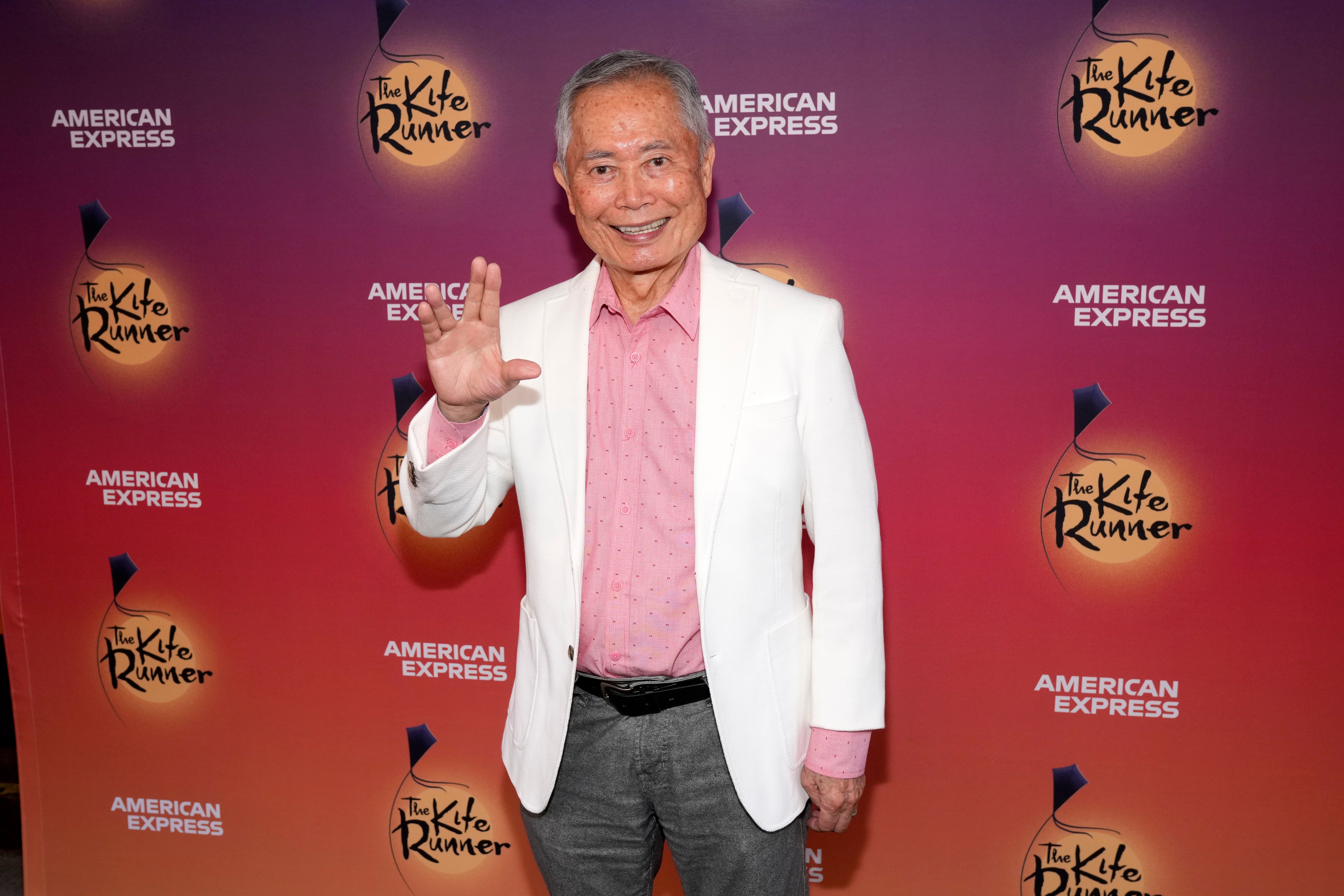 Celebrity Birthdays - April 16 - 22