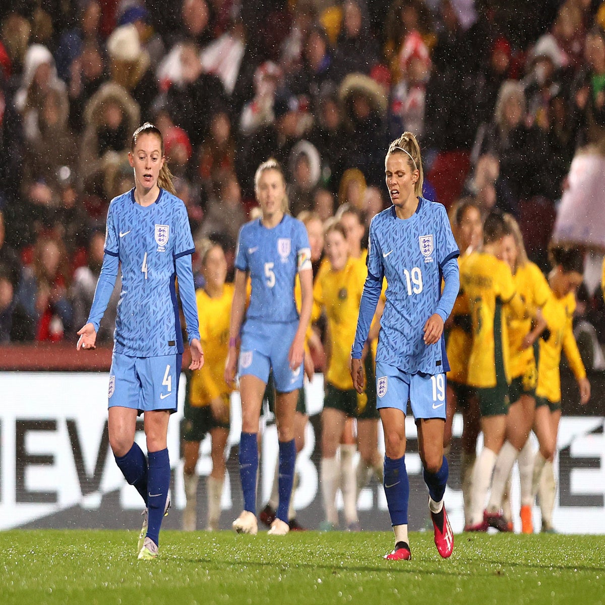 Australia end England's unbeaten run with 2-0 friendly win