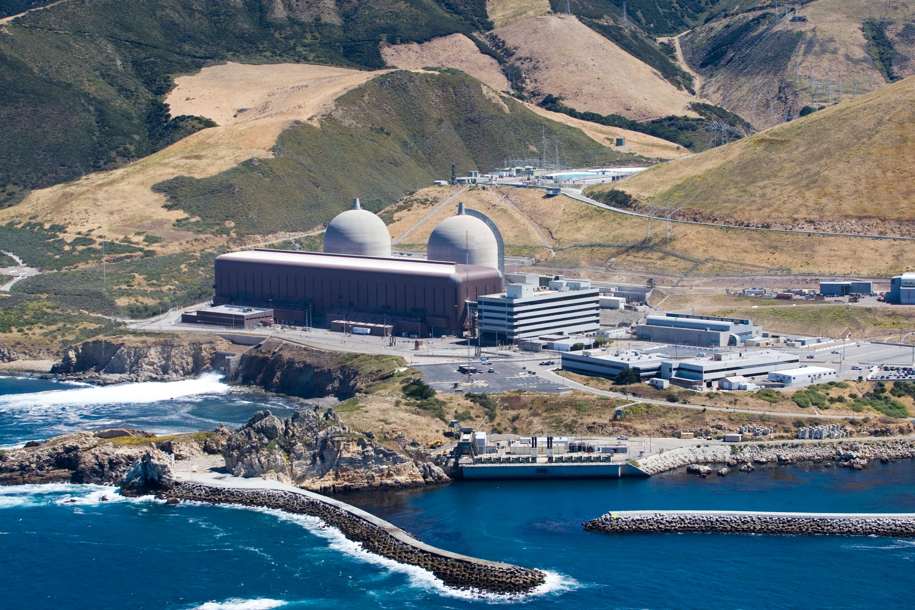 Lawsuit Seeks To Uphold Closing California S Last Nuke Plant The   California's Last Nuclear Plant 43495 