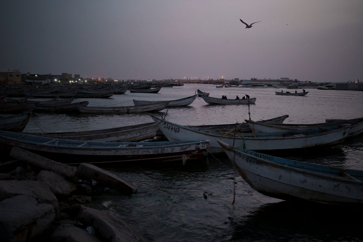 At least 70 killed after Canary Island migrant boat capsizes off West Africa