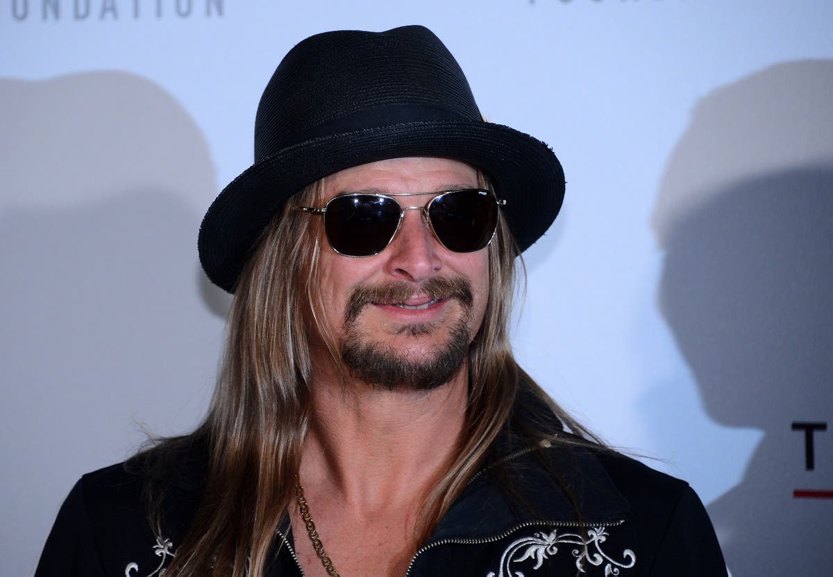 Photo of Kid Rock ‘chilling’ with drag queen resurfaces after singer’s transphobic outrage to Bud Light