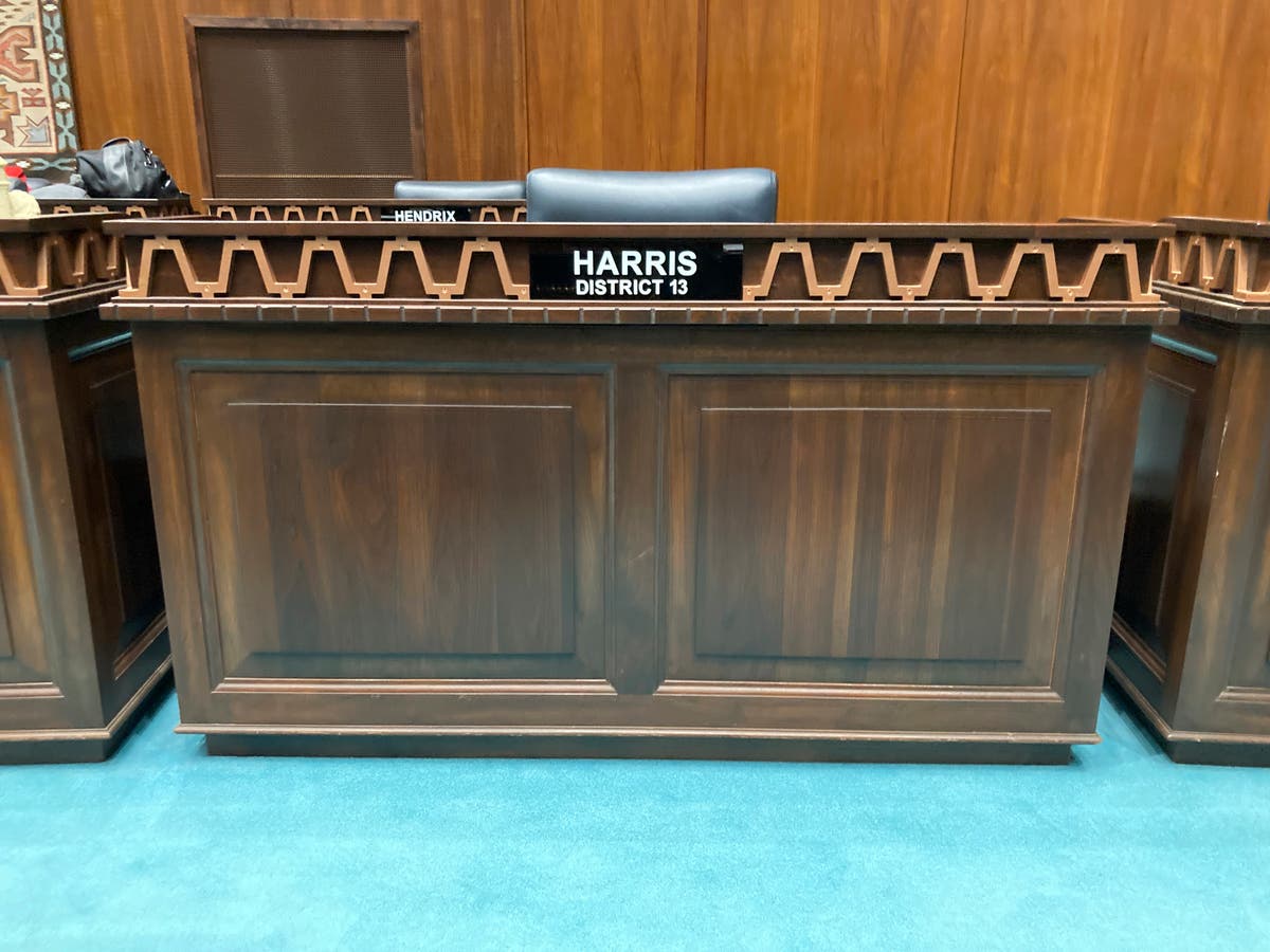 Arizona House memecat anggota parlemen Partai Republik karena tuduhan yang tidak terbukti