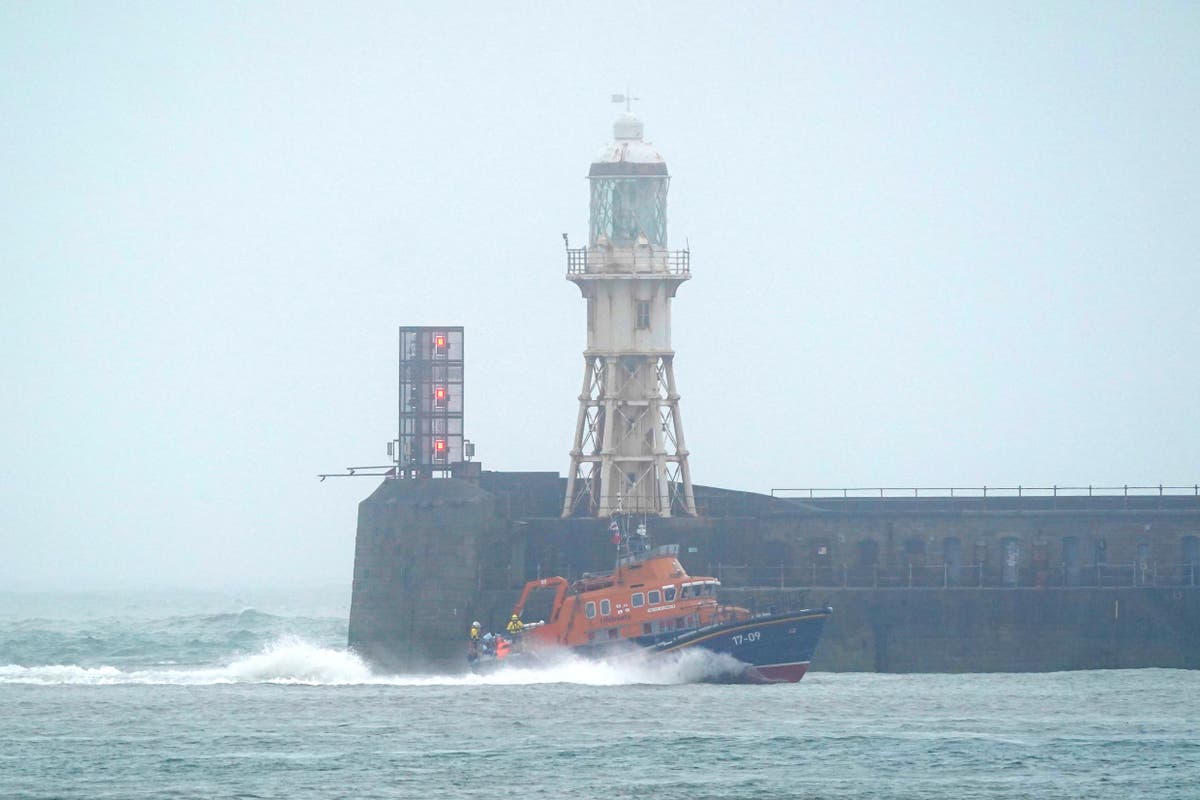 Penyeberangan perahu kecil ‘terkait dengan peningkatan tajam kasus difteri di Inggris’