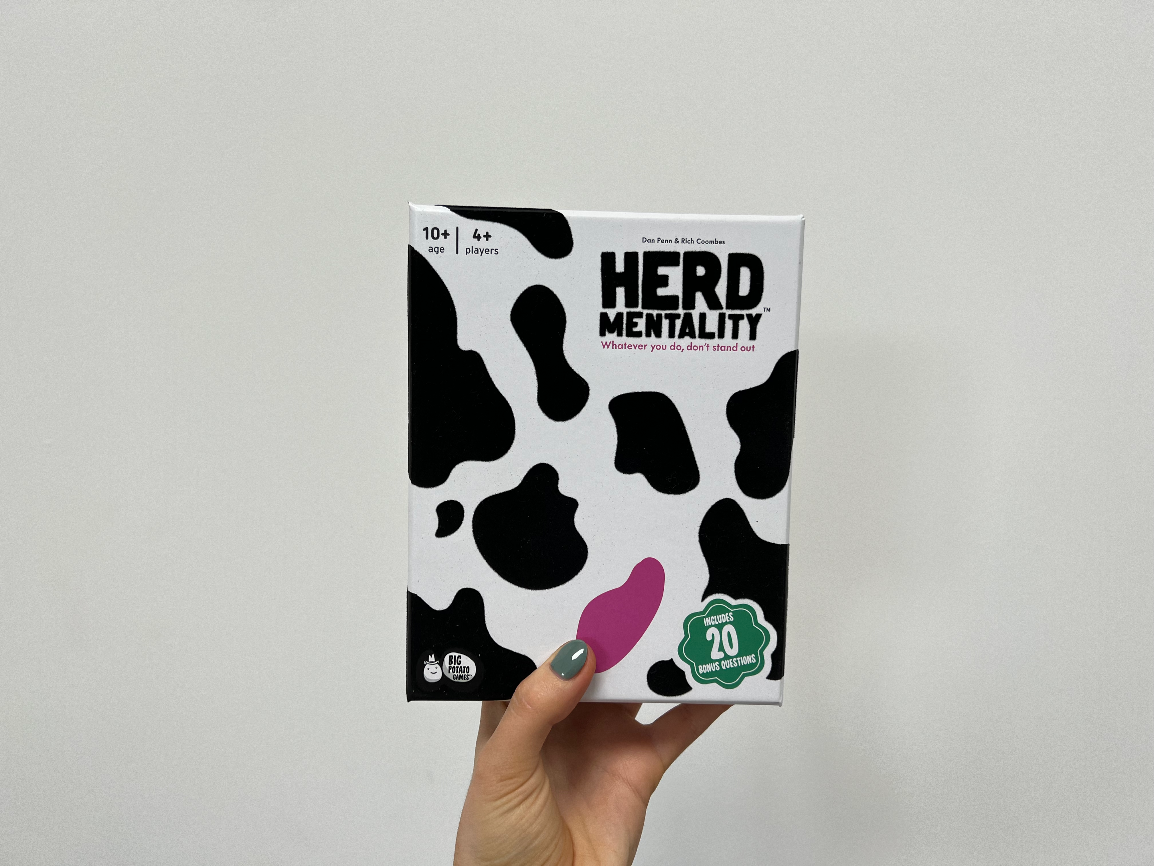 Herd Mentality: The udderly addictive family board game