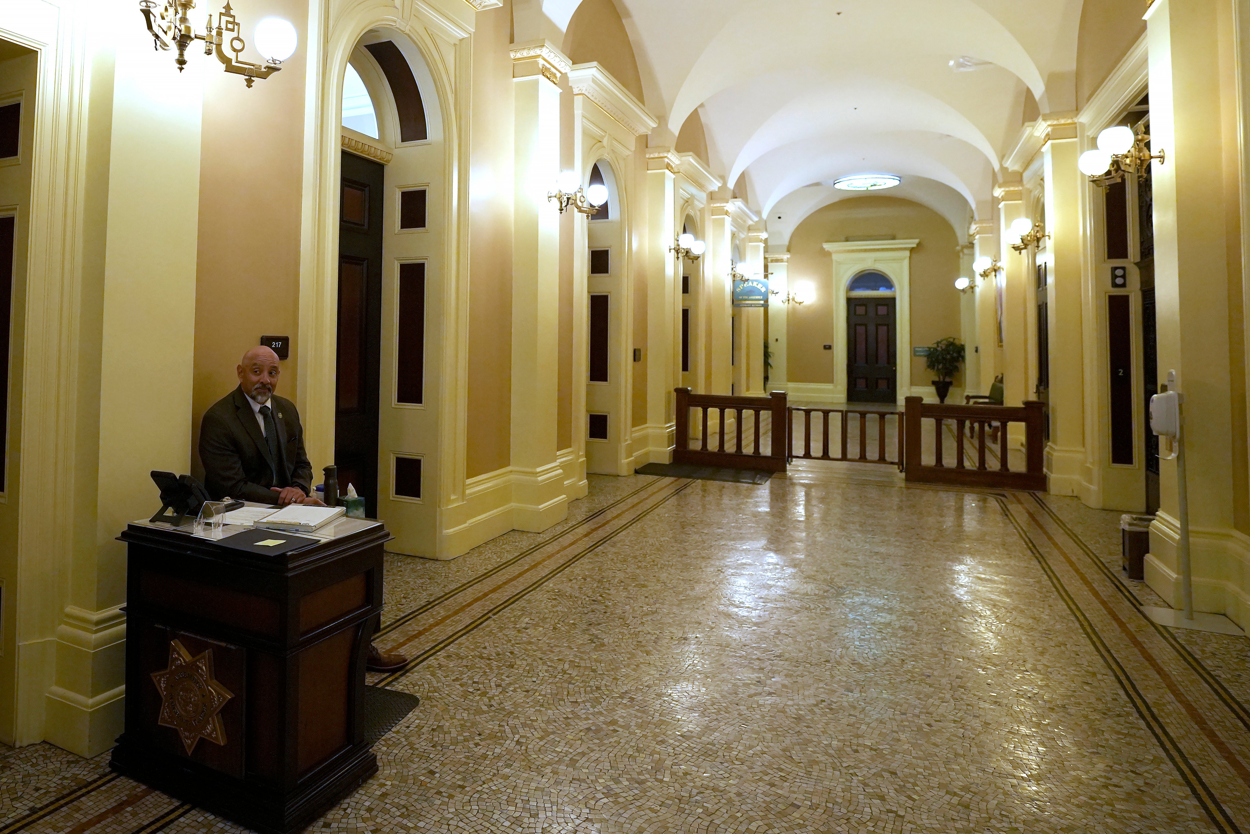 CALIFORNIA-ASAMBLEA AMENAZA