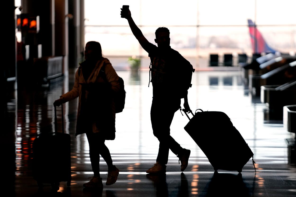 Un Rouly FAA says it has sent 250 cases of unruly passengers to FBI | The ...