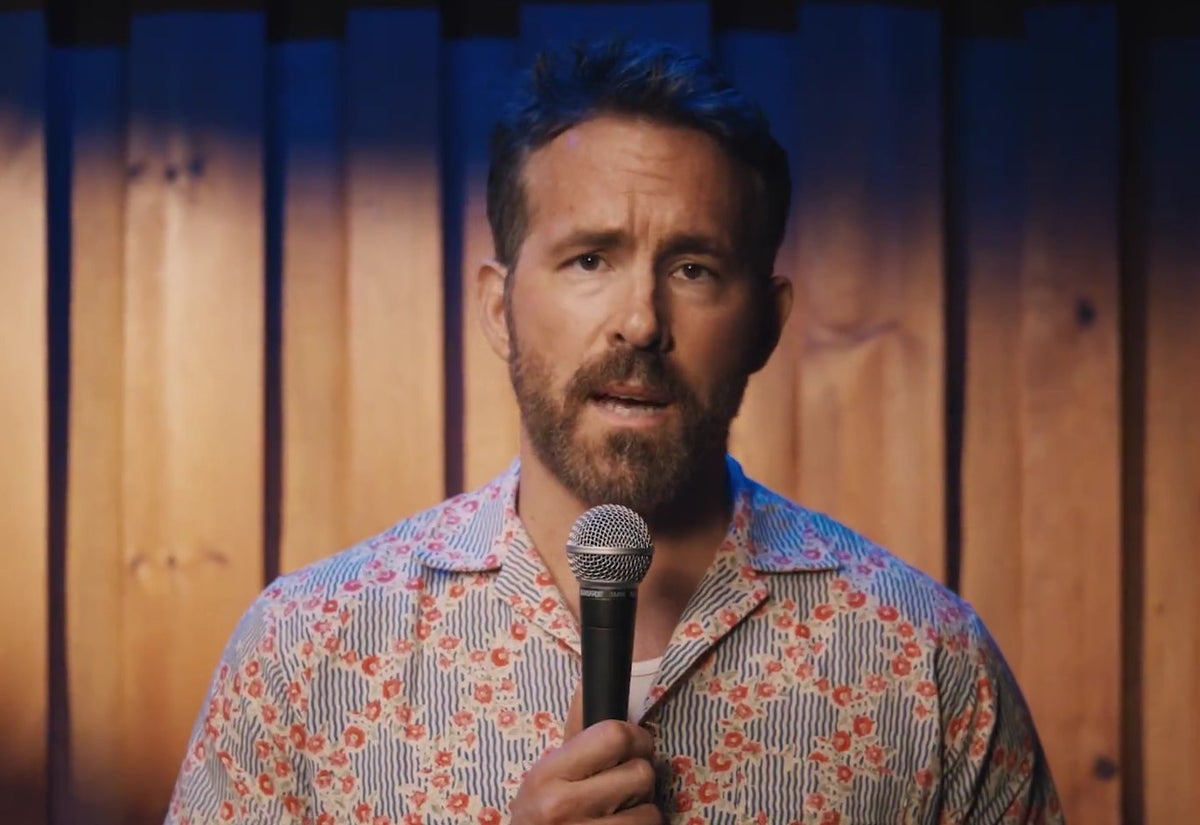 Ryan Reynolds Enlists Wrexham Fans In Fun Birthday Video Message To Co Owner Rob Mcelhenney 