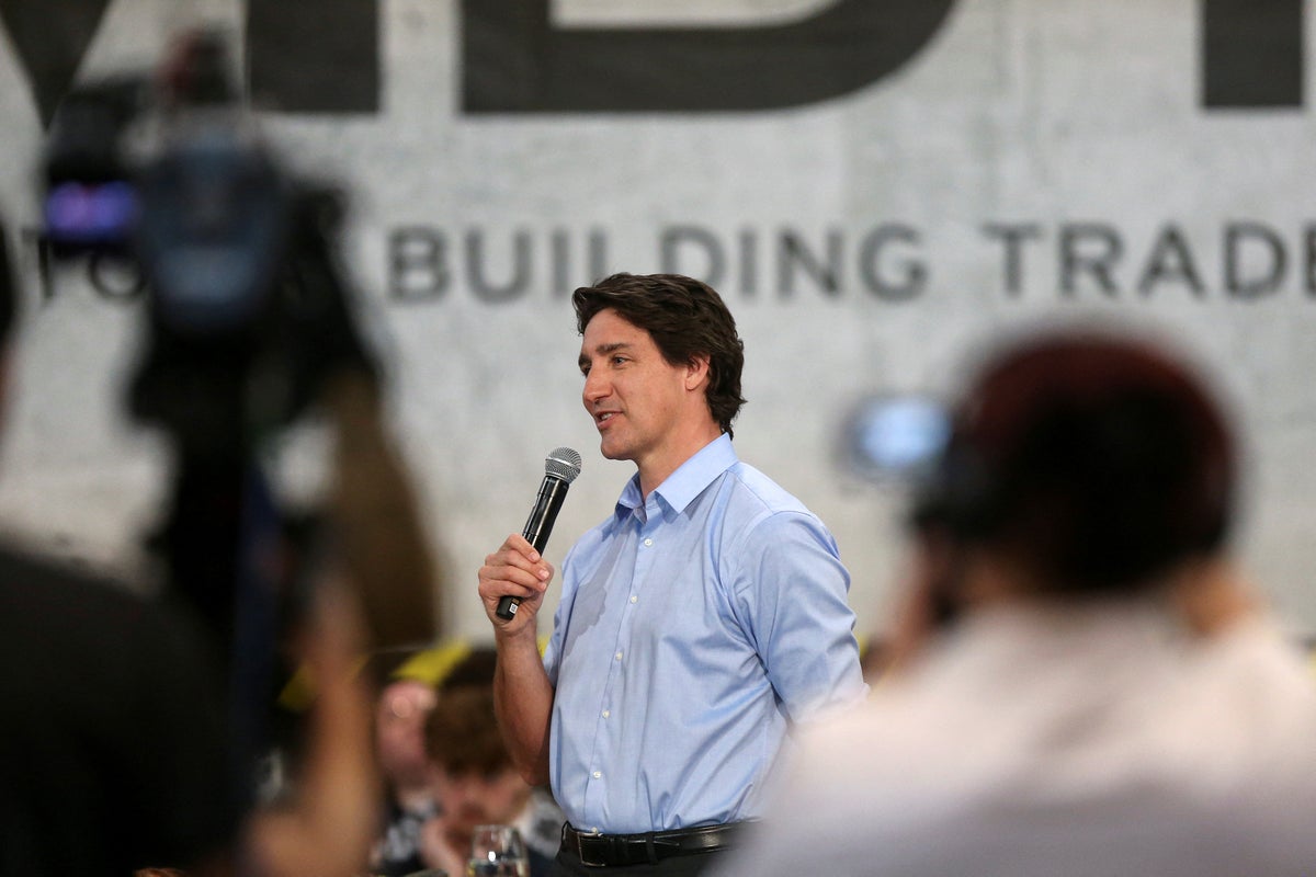 Video of Justin Trudeau explaining his stance on abortion to supporter of rival party goes viral