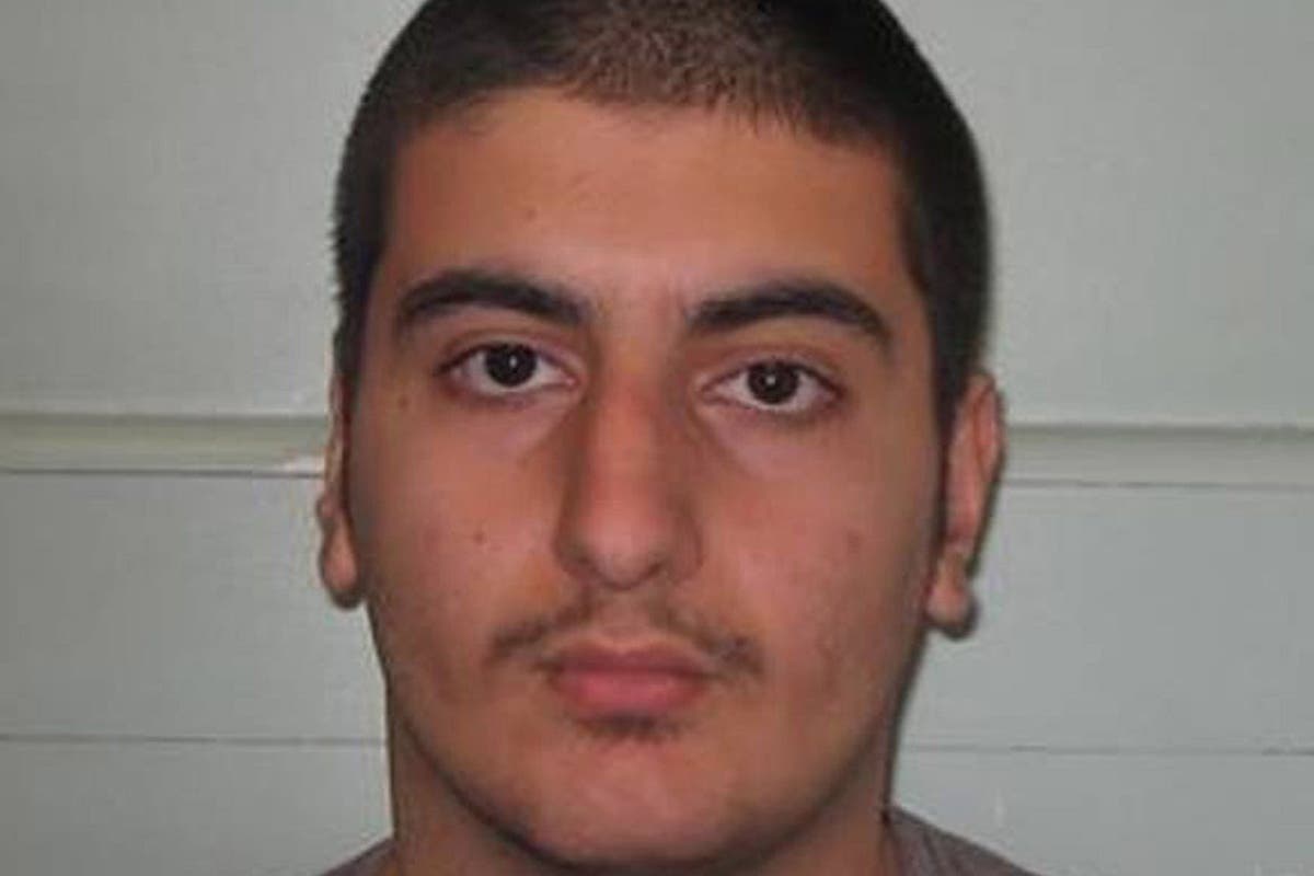 Police warning as ‘violent’ killer absconds while on escorted leave from secure hospital Police warning as ‘violent’ killer absconds while on escorted leave from secure hospital