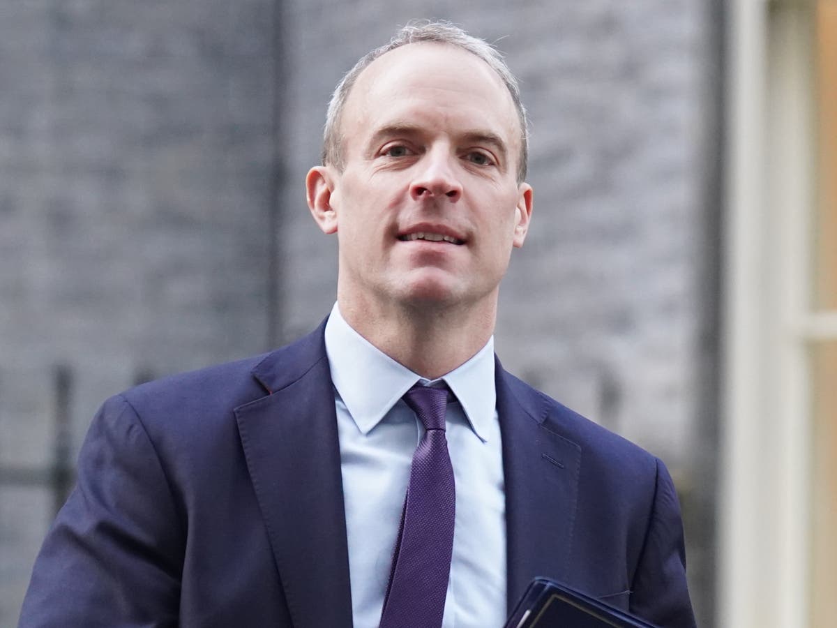 Laporan Dominic Raab ‘tidak akan mengesampingkan klaim intimidasi’ – membiarkan Sunak yang memutuskan