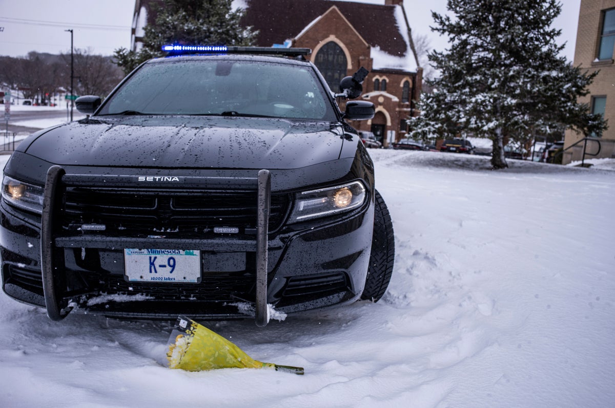 Sheriff’s deputy and suspect killed in Minnesota shootout