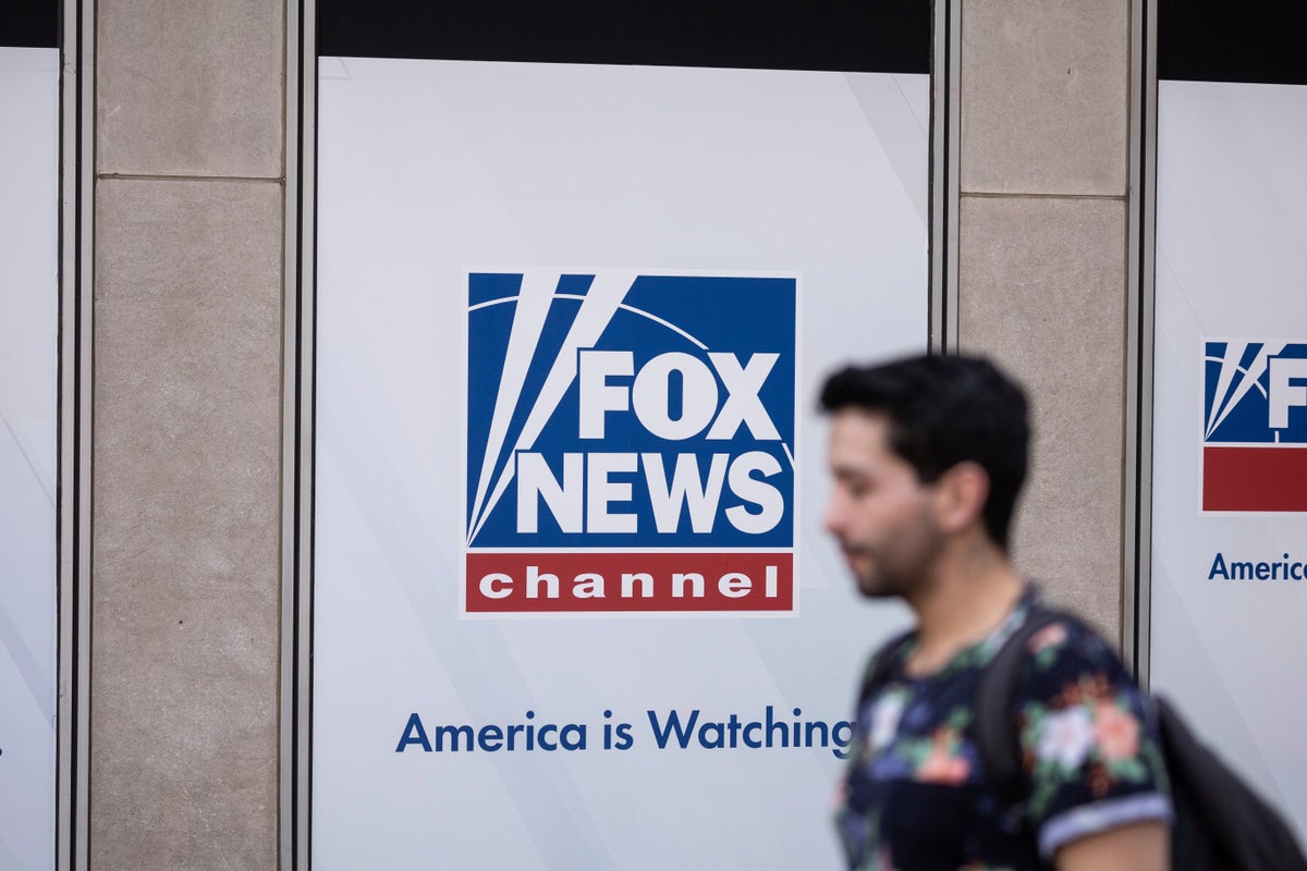 Judge delays start of Fox News defamation trial hours before high-profile hearing begins