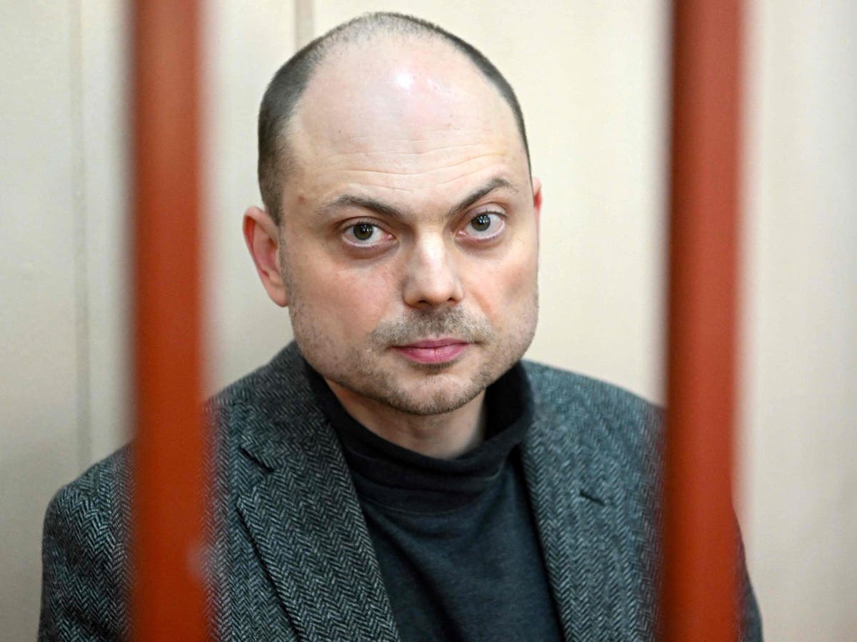 Kremlin critic Vladimir Kara-Murza jailed for 25 years after denouncing Ukraine invasion