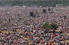 Awards ceremony turns to tragedy in India as 11 die and hundreds hospitalised with heatstroke