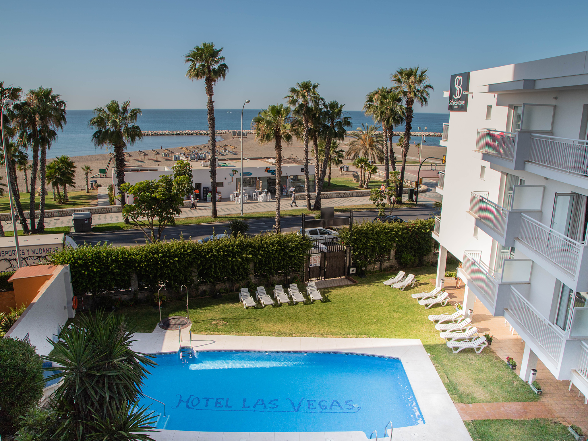 Close to the beach and city it’s the perfect location for your Malaga getaway