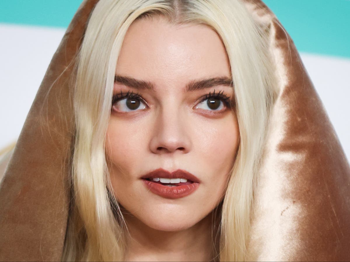 Anya Taylor-Joy Gives Heartbreaking Response After Reporter